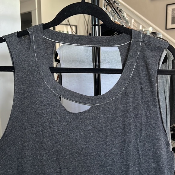 Chaser- muscle t-shirt - Picture 2 of 5